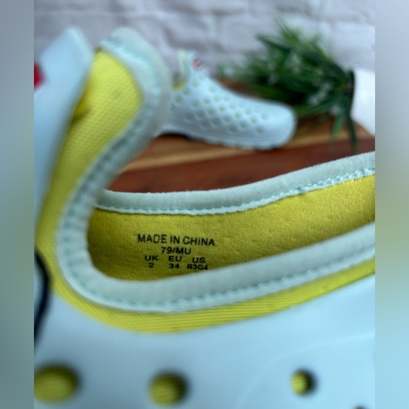 Hunter Original Lightweight
Outdoor Shoe with Ventilating...
Size US B3 G4 - Picture 11 of 16